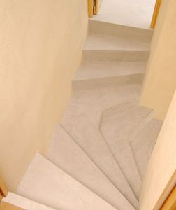 Rouviere Collection - escalier en béton ciré - Béton Ciré Sol