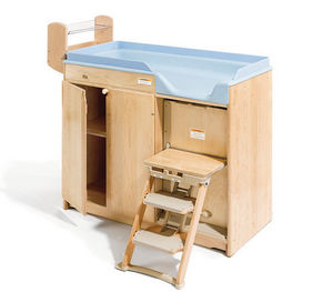 Community Playthings - changing table with steps, 15 cm pan - Table À Langer