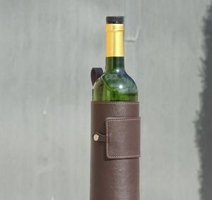  Bottle cover
