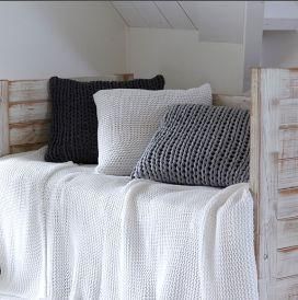 HOUSE IN STYLE -  - Bedspread