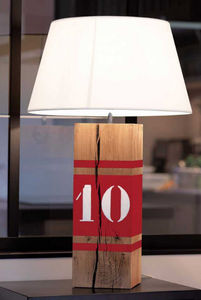 L34 - rouge up xi - Table Lamp
