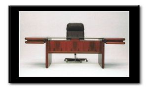 DYRLUND - supreme - Executive Desk