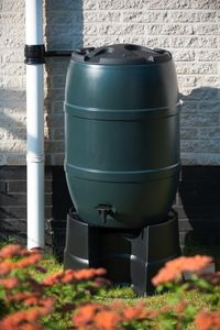 NATURE - récupérateur d'eau tonneau 210l - Water Barrel