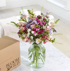 Bloom & Wild - ellie - Flower Bouquet