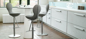 Back World Contracts - varier eight - Bar Stool