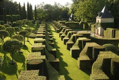 LES JARDINS DU MANOIR D'EYRIGNAC - Landscaped garden-LES JARDINS DU MANOIR D'EYRIGNAC