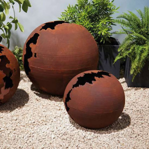 TRUFFAUT - Garden ornament-TRUFFAUT-sphère craquelée