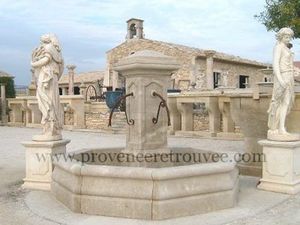 Provence Retrouvee - fontaine centrale diametre 252cm - Fuente Exterior