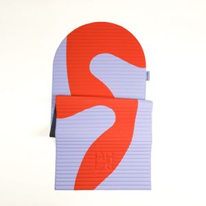 Maqueta PSD de Mantel Individual Plástico con Vajilla Infantil