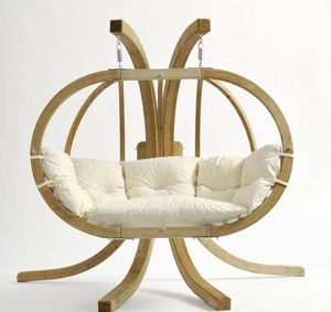 Cannock Gates - globo royal pod hanging wooden sphere chair - Divano Da Giardino